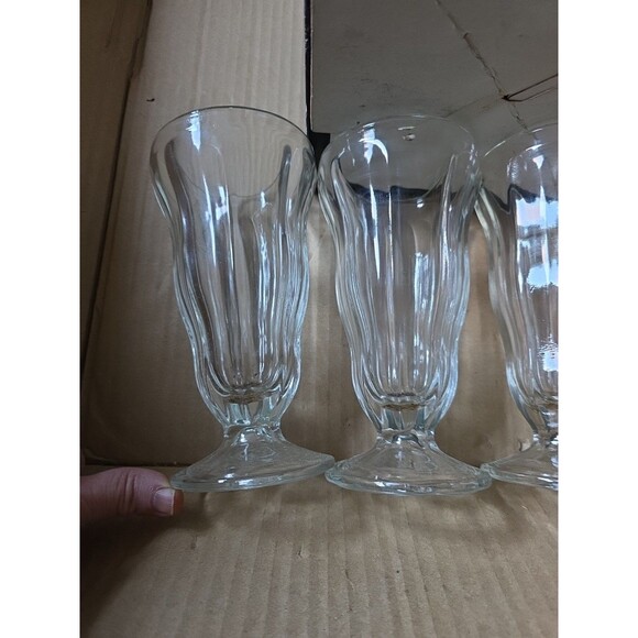 4 VINTAGE Wavy Anchor Hocking OLD FASHIONED‎ Milkshake Soda Fountain Glasses - Picture 2 of 10